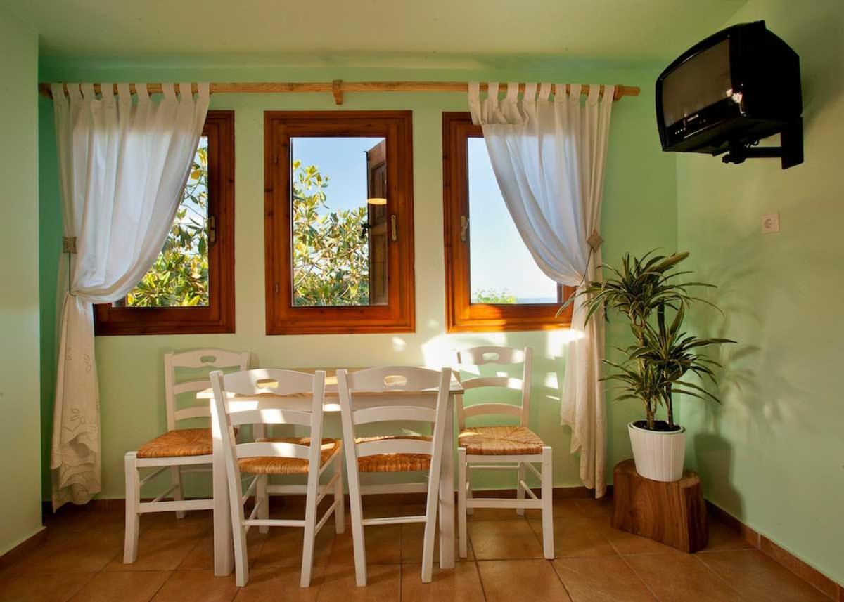 Victoria'S Guesthouse Νταμούχαρη Εξωτερικό φωτογραφία
