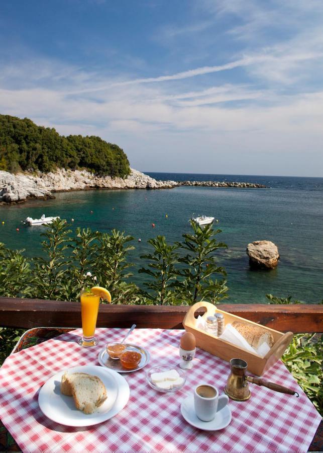 Victoria'S Guesthouse Νταμούχαρη Εξωτερικό φωτογραφία